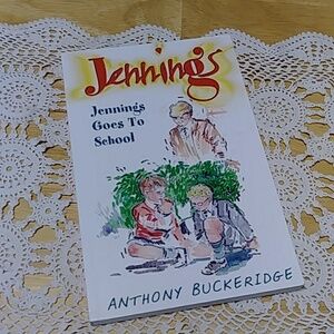 Jennings goes to school, middle grade reading level